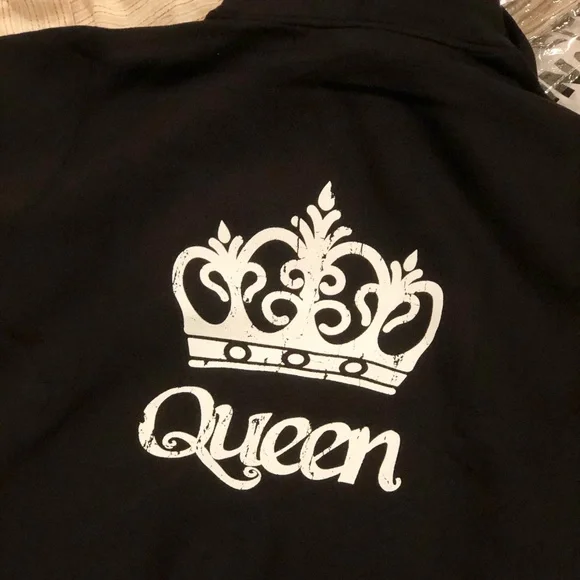 NWT! QUEEN” graphic hoodie - Picture 4 of 5